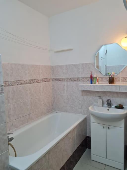 Linhs Place * Praha