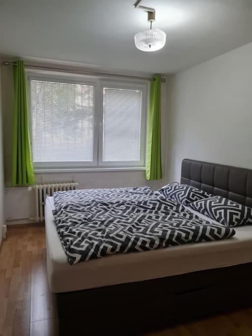 Linhs Place Prague